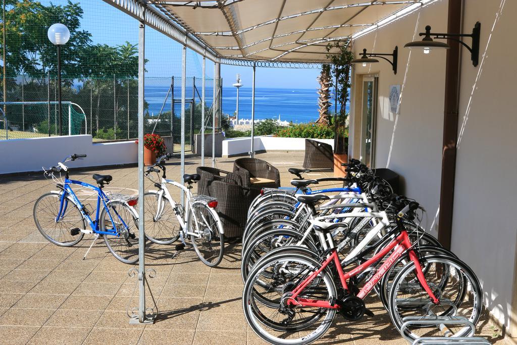 Hotel Residence Miramare Торре-Вадо Екстер'єр фото